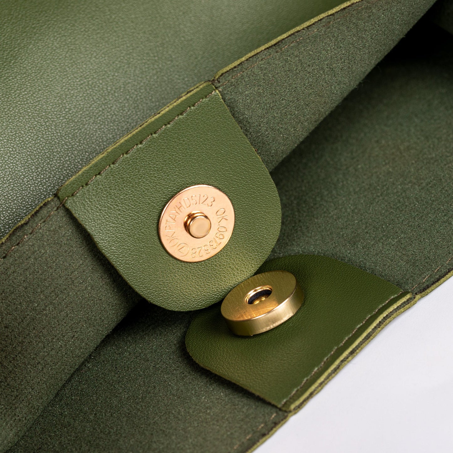 Zavira™ | Olives Vegan leren tas