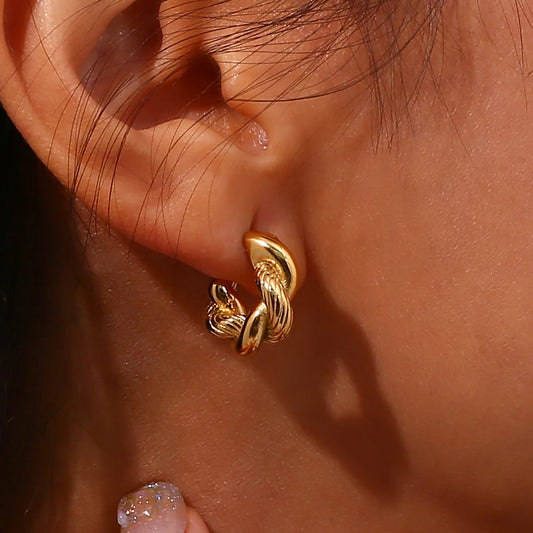 Golden twist 18K - Waterdichte en schattige oorbellen