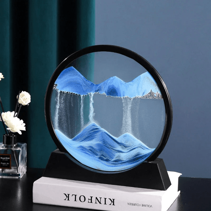 Moderne decoratieve zandloper van gekleurd zand
