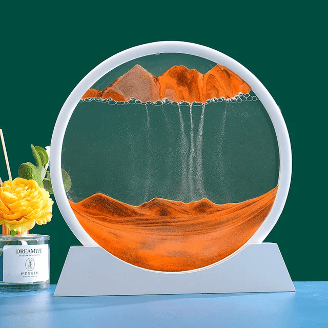 Moderne decoratieve zandloper van gekleurd zand
