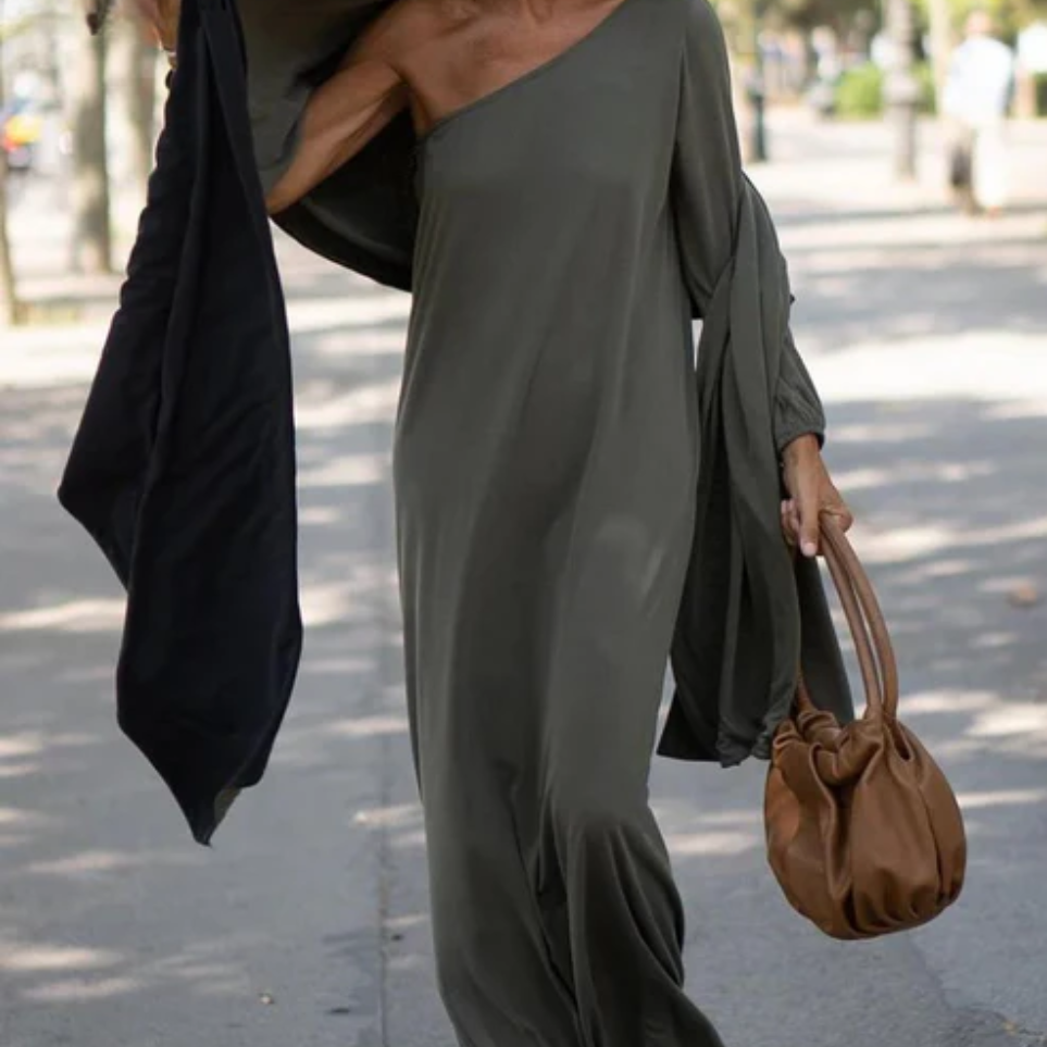 Zavira™ | Elegante en Lichte One-Shoulder Jurk